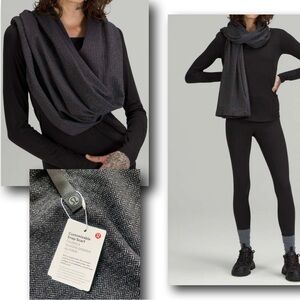 Lululemon Customizable Snap Scarf NWT Heathered Herringbone Heathered Black